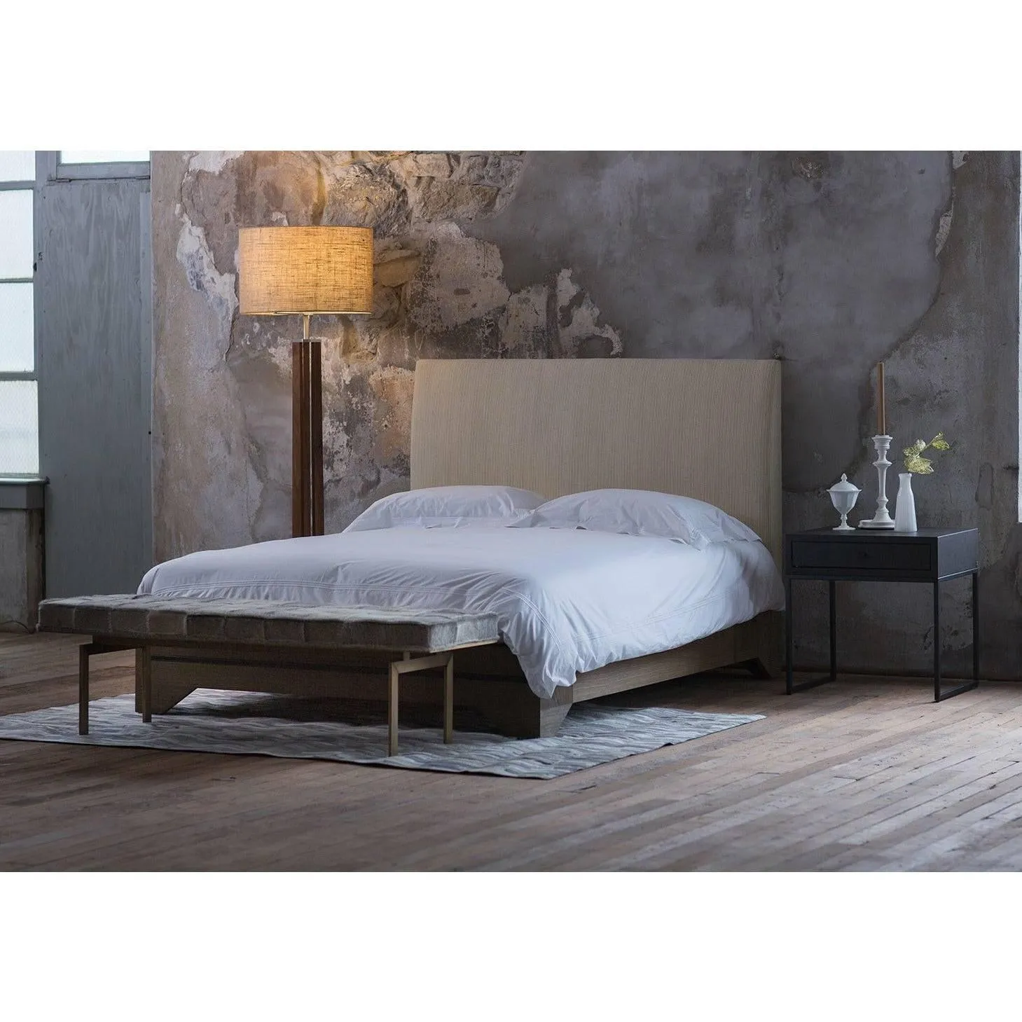 Forma Floor Lamp