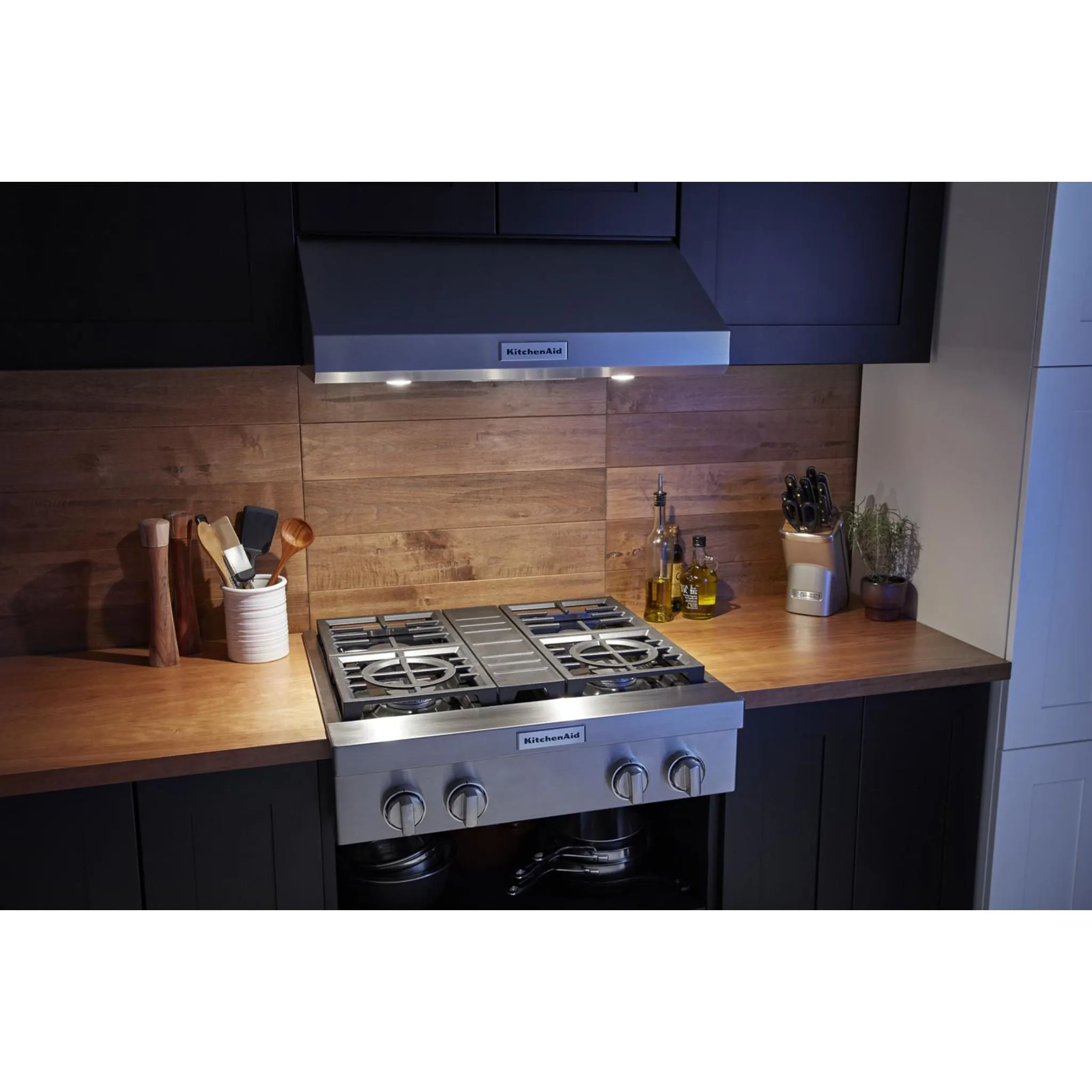 KitchenAid  30'' 4-Burner Commercial-Style Gas Rangetop (KCGC500JSS)