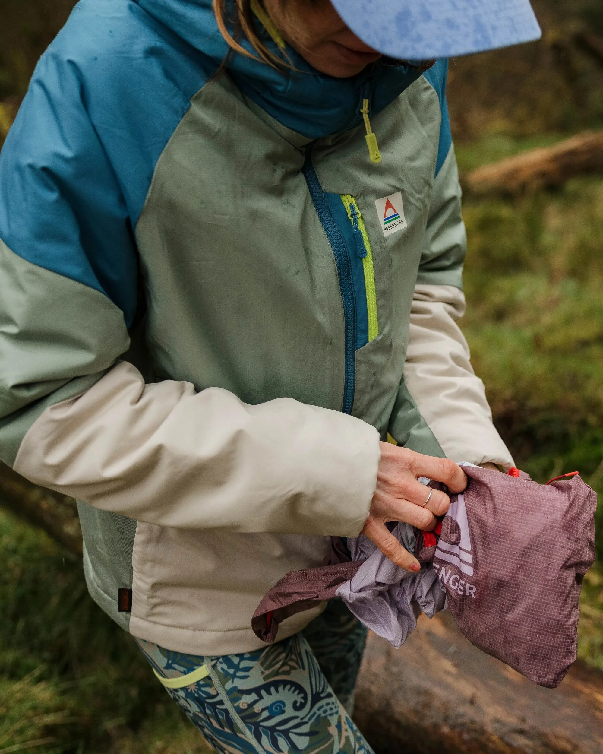 Shasta Lightweight Recycled Thermore Insulated Jacket - Pistachio/Blue Steel